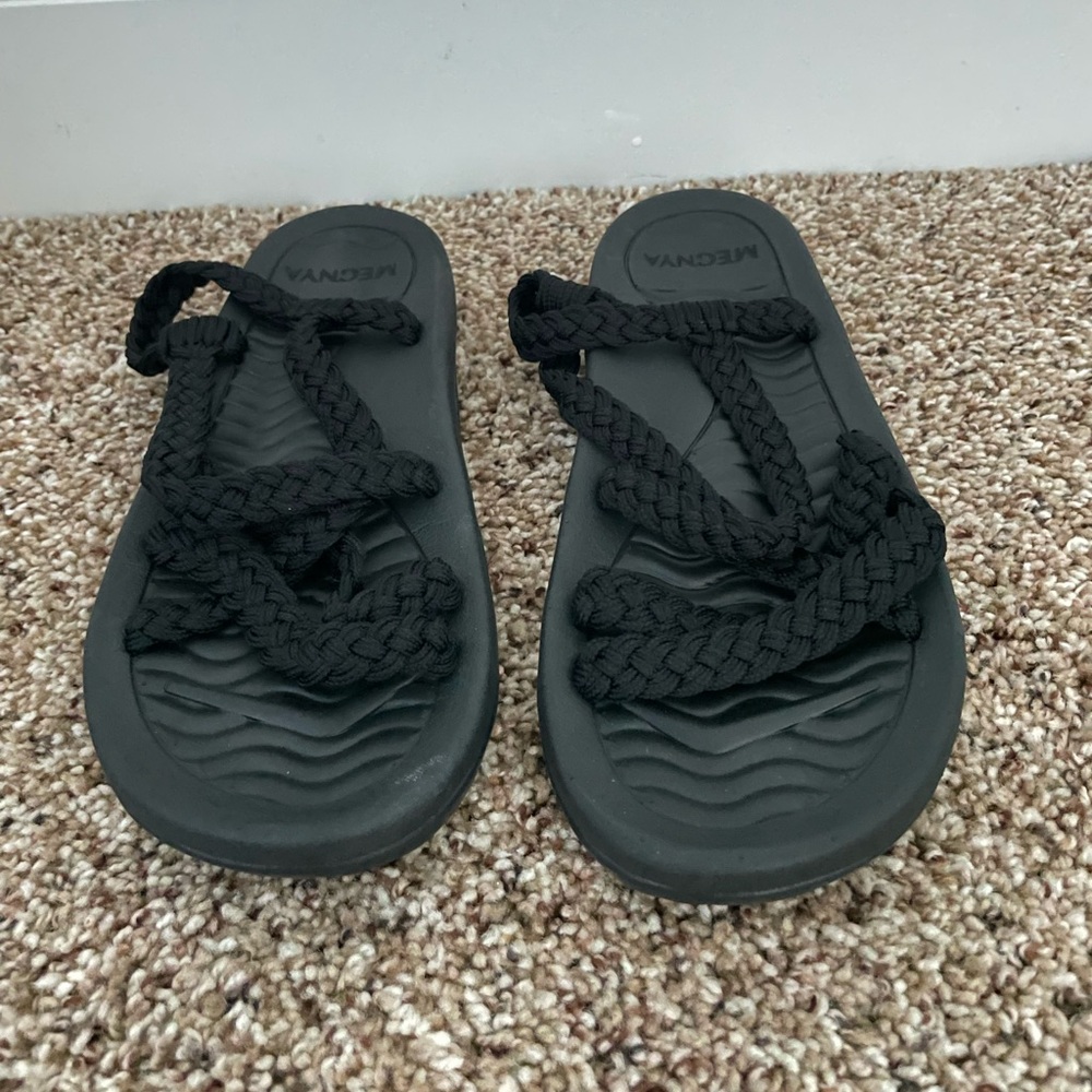 Black Strappy Sandals, size 9 (39) - NWT! ✨ - Picture 5 of 10